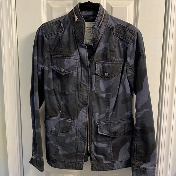 Abercrombie & Fitch Navy Blue Camo Utility Jacket - Picture 3 of 7